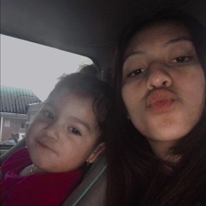 Meet your Posher, Stefany